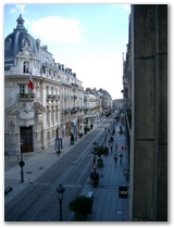 Blick aus dem Hotelzimmer in Orléans