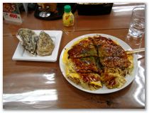 Gegrillte Austern und Hiroshima-Style Okonomiyaki